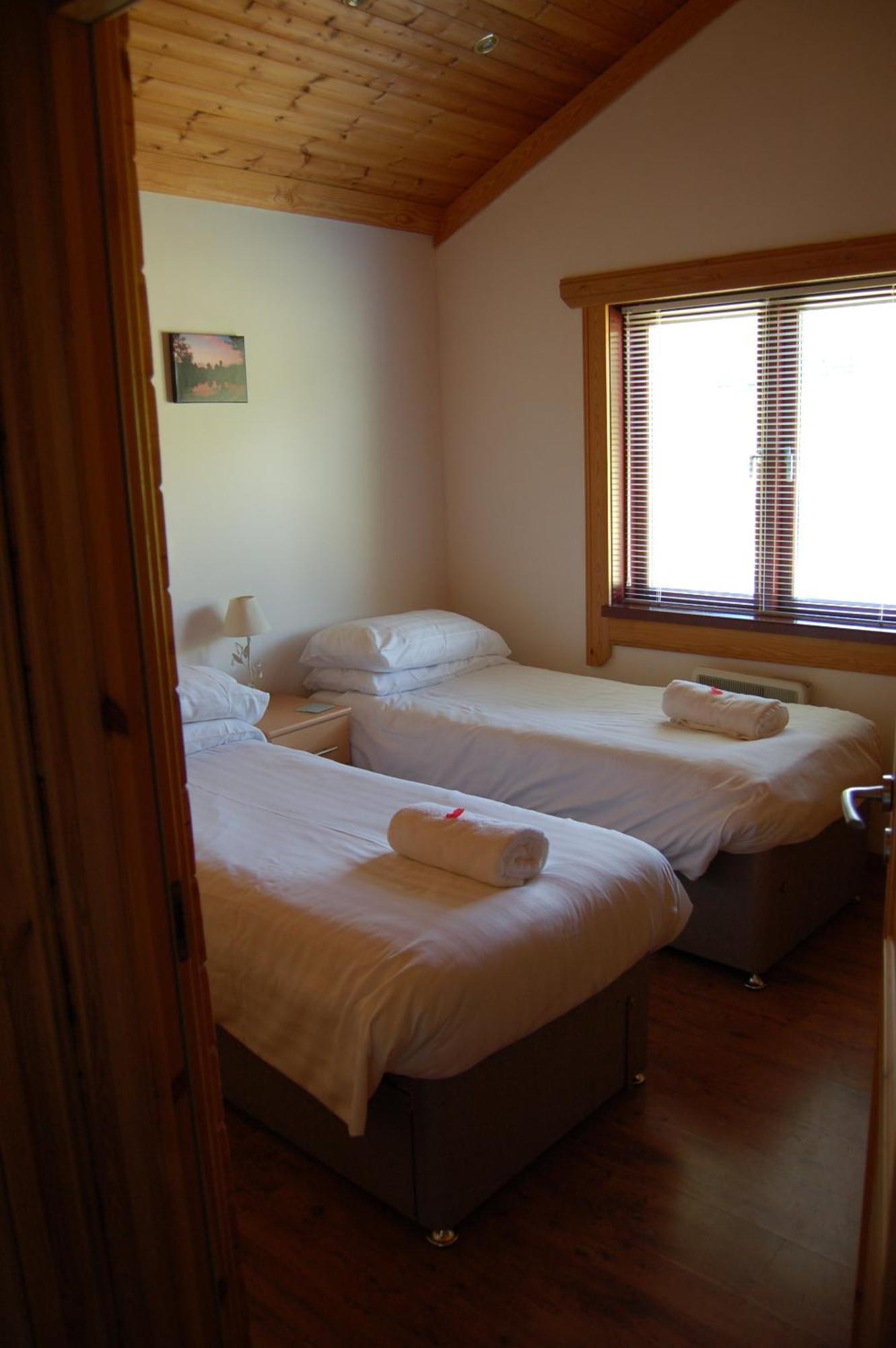 Watermeadow Lakes & Lodge *
