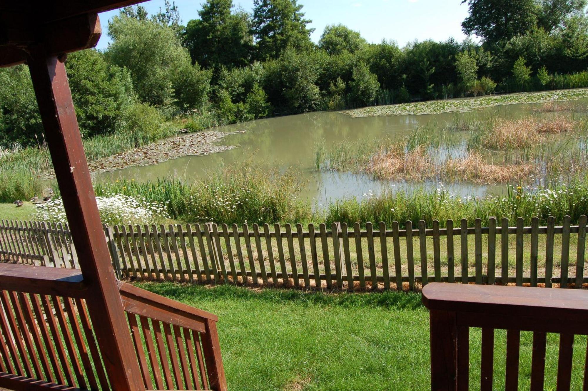 Watermeadow Lakes & Lodge *
