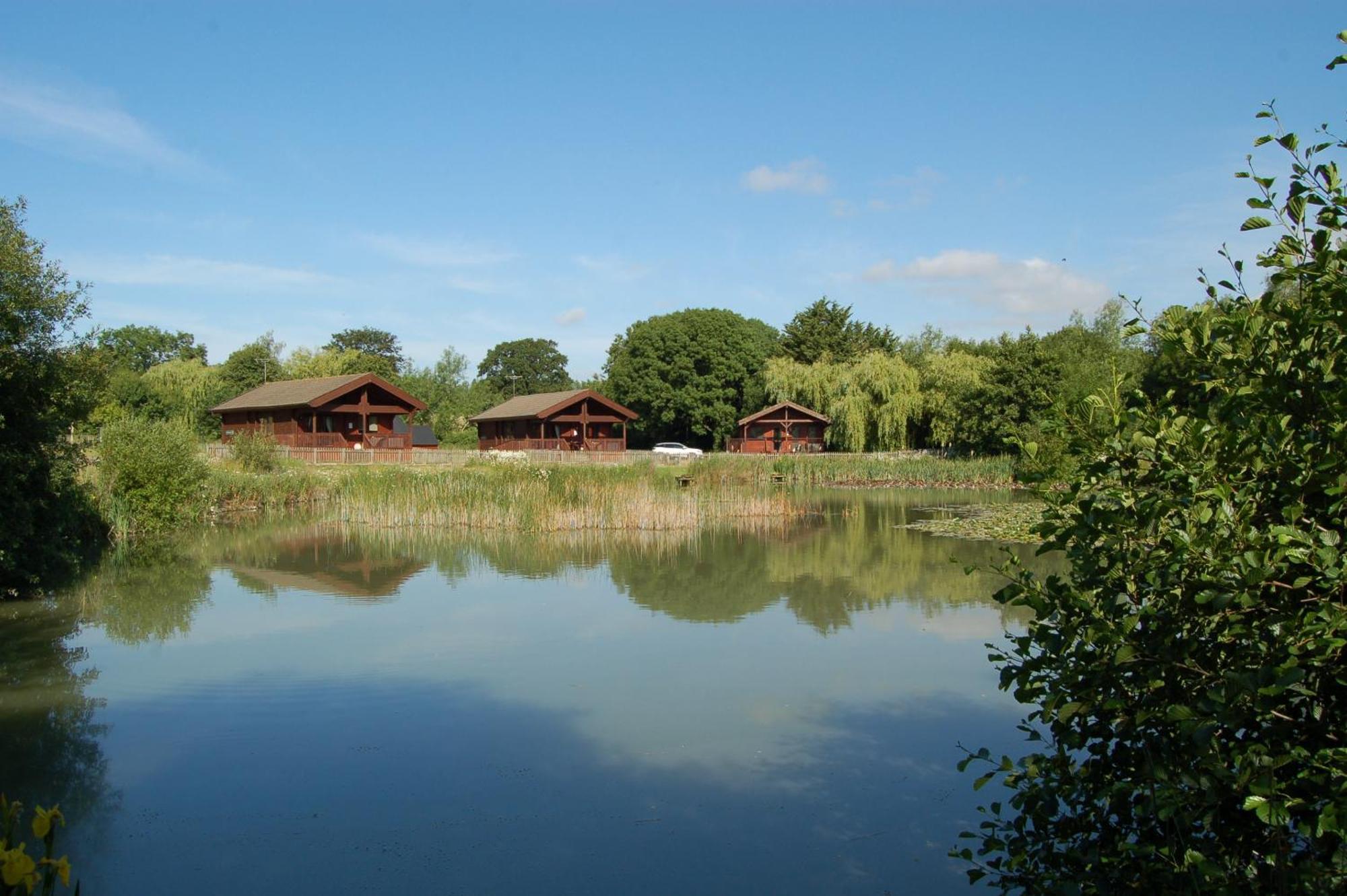 Watermeadow Lakes & * North Perrott